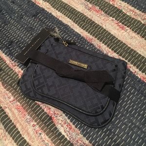 NWT Blue Tommy Hilfiger Cosmetic Bag Set
